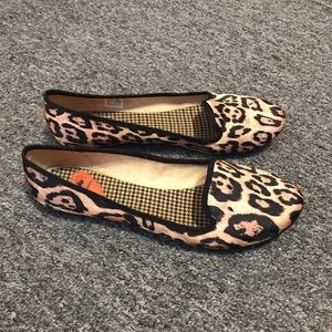Leopard print rocket dog flats.